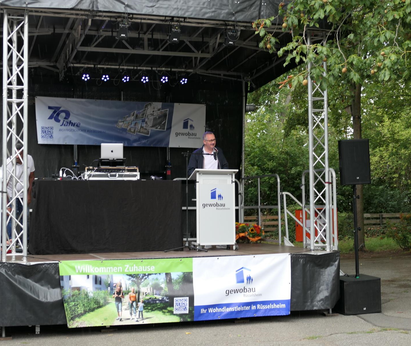 Geschäfstführer Torsten Regenstein bei seiner Ansprache