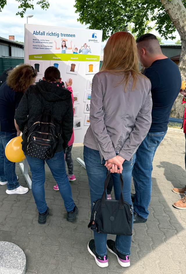 gewobau Mülltrennungsspiel mit Familie
