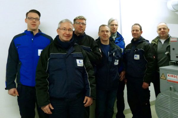 Mitarbeiter der technischen Abteilung Service