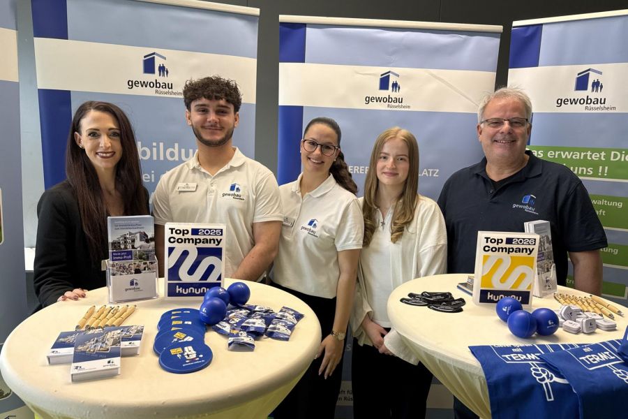 Die Auszubildenden und Ausbildungsleitungen der gewobau präsentieren ihren Beruf bei der Ausbildungsmesse 2026